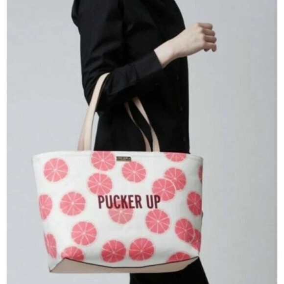 KATE SPADE Flights Of Fancy Francis Pucker Up Grapefruit Canvas Tote Purse
Bag - Picture 1 of 8